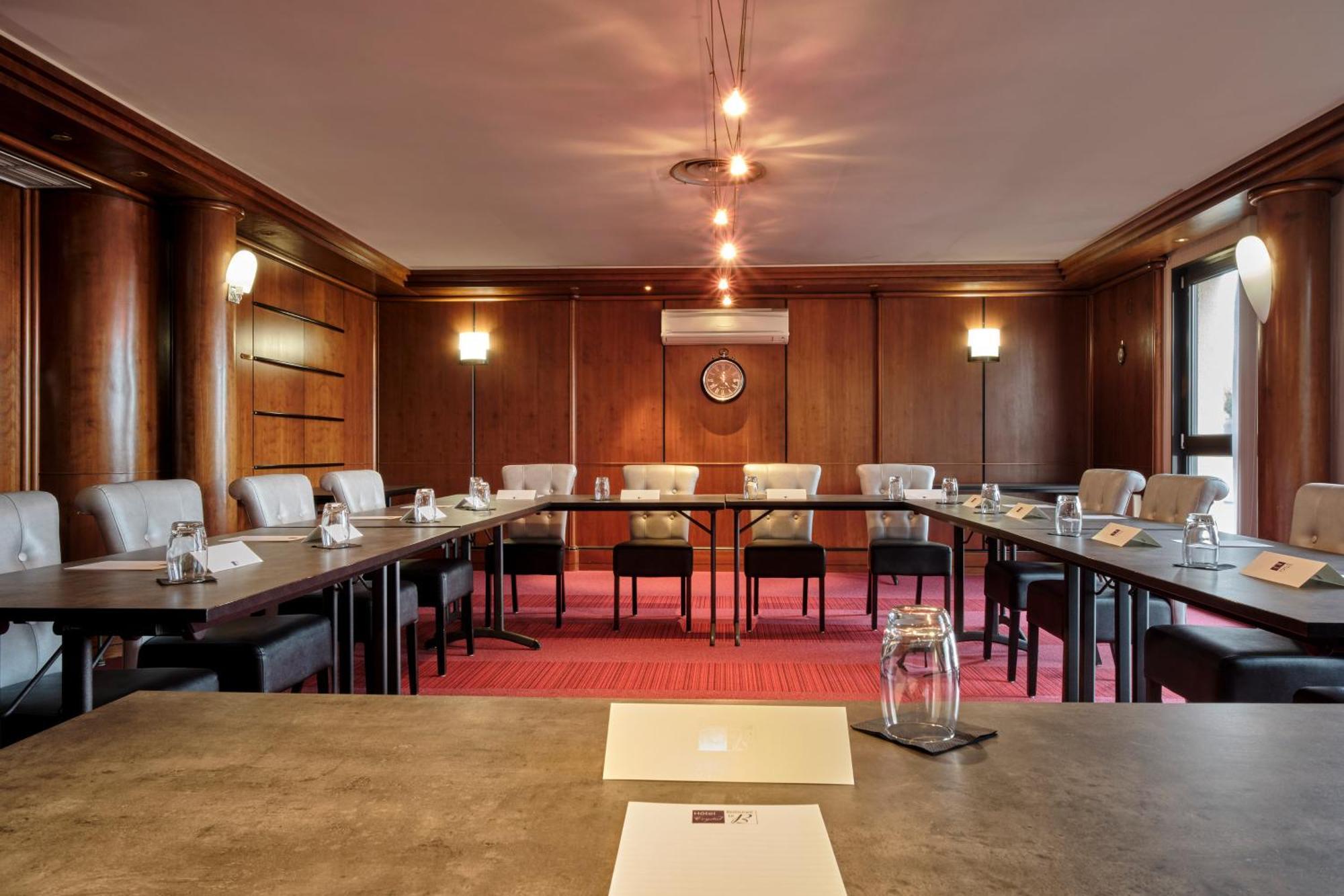 Hotel Restaurant Crystal إرستين المظهر الخارجي الصورة